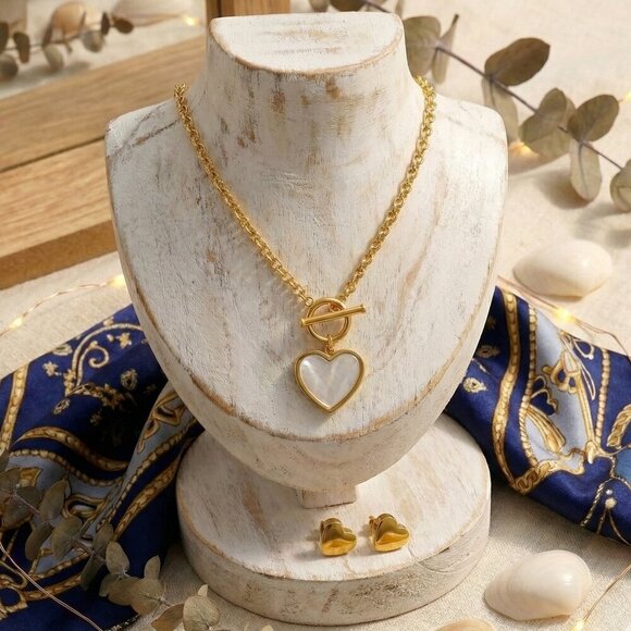 18K Gold Plated Stainless Steel White Shell Heart Toggle Necklace Earrings Set - Picture 3 of 12